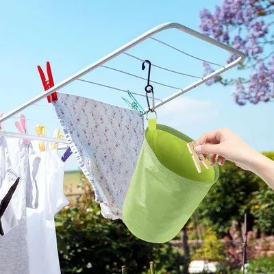 Produktbild von Famanu Klammerbeutel mit Aufhänghaken - Wasserdicht für 150-200 Wäscheklammern