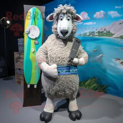 Obrázek produktu pro Kostýmová REDBROKOLY postava maskota Grey Suffolk Sheep oblečená v šortkách a šátcích