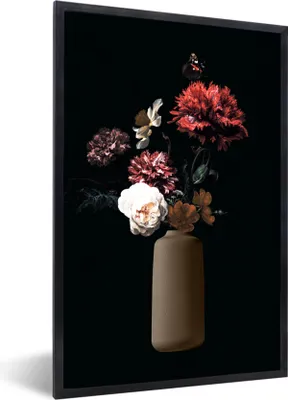 Produktbild von MuchoWow® Gerahmtes Poster Vase - Blumen - Stilleben 60x90 cm - Poster mit Schwarzem Bilderrahmen Wandposter Rahmen Foto Bilder - Kunst