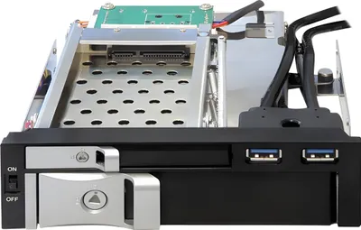 Produktbild von DeLOCK 5.25 Mobiles Rack für 1 x 2.5 + 1 x 3.5 SATA HDD + 2 x USB3.0 Ports - Mobiles Speicherrack - 6.4 cm, 8.9 cm (2.5