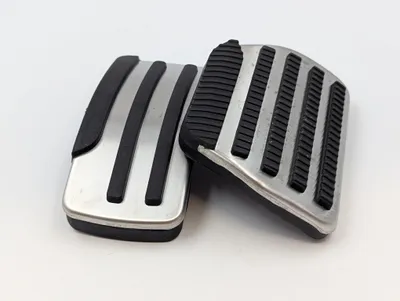 Image de Jeu de pédales sport pour Nissan Qashqai J10, X-Trail T31 et Rogue Automatique N-Sport