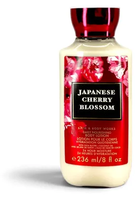 Produktbild von Bath & Body Works Körpermilch JAPANESE CHERRY BLOSSOM 236 ml