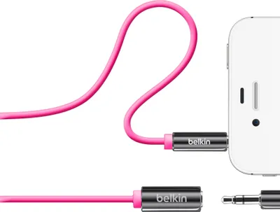 Produktbild von BELKIN Audio-Kabel, 3.5mm Klinke, 0.90m, Metallstecker, Winkelstecker, Flachband, MIXit, Pink