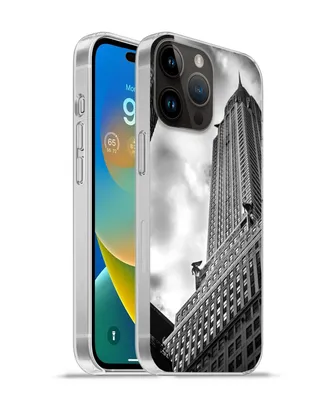 Produktbild von MuchoWow® Handyhülle Schutzhülle Hülle für Apple iPhone 14 Pro Max Chrysler Building in New York von unten nach oben in Schwarz-Weiß Silikon Softcase Handy Hülle - Hardcover