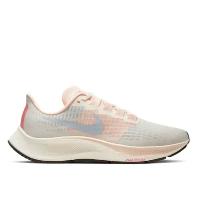 Zdjęcie produktu dla Nike Air Zoom Pegasus 37 w kolorze Pale Ivory (damskie) - rozmiar EU 36.5