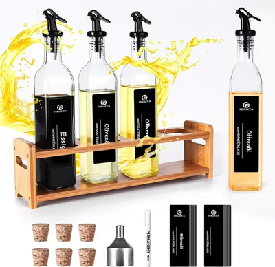 Immagine prodotto di Bottiglie di vetro per olio d'oliva - Set di erogatori per olio e aceto con supporto - 4 x 500 ml - Beccuccio antiscivolo - Supporto in bambù - Vetro e silicone