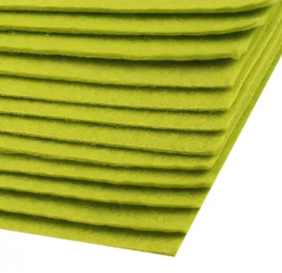 1 Bastelfilz Bogen DIN A4, ca. 2mm, 300g/m² feste Qualität gelbgrün