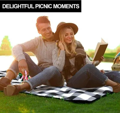 Produktbild von Famanu Picknickdecke 200x300 cm – Wasserfest, Sandfrei & Isoliert – Faltbare Strandmat XXL – Ideal für Camping, Park und Strand