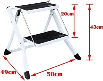 Produktbild von Faltbare Wohnmobilstufe - Mini mit 2 Stufen - Metall - Breite rutschfeste Plattform - Für Wohnwagen und Wohnmobil