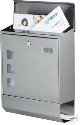 Produktbild von Famanu Briefkasten mit Zeitungsrolle und Namensschild - Maße 42x35x12,5 cm - Design Silber