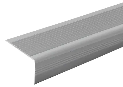 Produktbild von 100 cm rutschfeste Treppenkantenleiste in L-Form, selbstklebend, wasserdicht, für den Innen- und Außenbereich