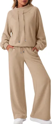 Produktbild von Damen-Trainingsanzug, 2-teilig, bestehend aus einem Oversize-Sweatshirt mit Trichterhals und einer weit geschnittenen Hose