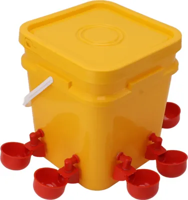 Immagine prodotto di Abbeveratoio automatico per polli con barile manuale da 12 litri, abbeveratoio per oche e anatre + ciotola per uccelli rossa allegata con viti nere