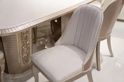 Produktbild von Elegante Beigefarbene Holzstühle im Set von 6 für Esszimmer und Büro