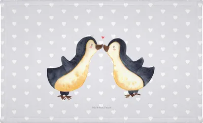 Produktbild von Mr. & Mrs. Panda Handtuch Pinguin Liebe - Grau Pastell - Geschenk, Frotteehandtuch, Hochzeit, Hochzeitstag, frottee, Flauschtuch, Vertraut, 100x50, frottierhandtuch