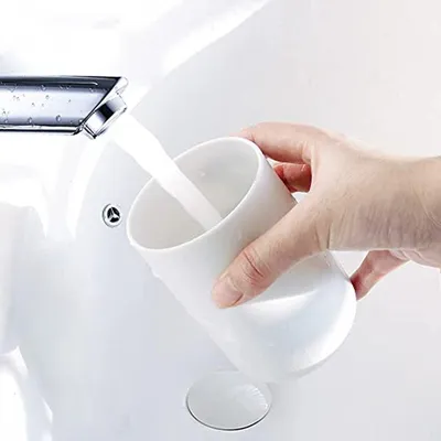 Zahnbürstenhalter und Make-up-Pinselhalter - Badezimmer Zubehör Organizer