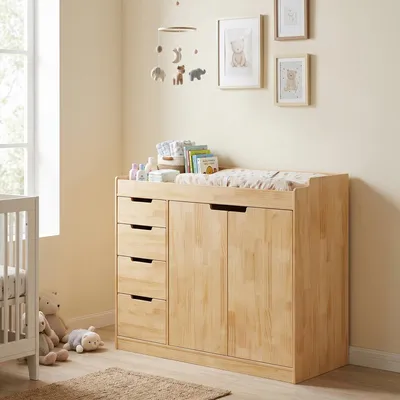 Produktbild von Wickelkommode aus massiv Kiefer 118x45x100cm, 4 Schubladen + Doppeltür, abgerundete Kanten, Einbuchtgriffe, Baby Stauraumschrank für Kinderzimmer
