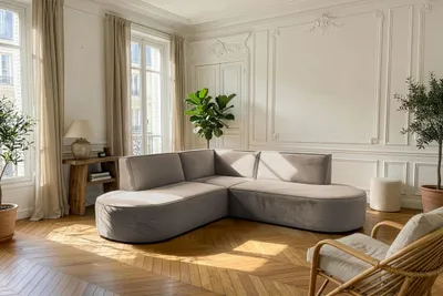 Produktbild von Ecksofa 3-Sitzer im Loft-Stil – Skandi-Design – Universelle L-Form Wohnlandschaft – Freistehend – inkl. 2 Dekokissen - 223 × 223 × 73 cm – Taupe Samt