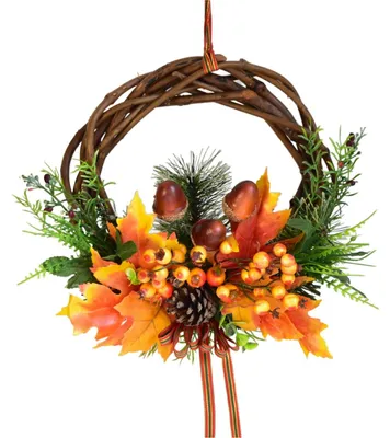 Produktbild von Herbstlicher Korbflechtkranz mit Eicheln und Beeren, Durchmesser 27 cm