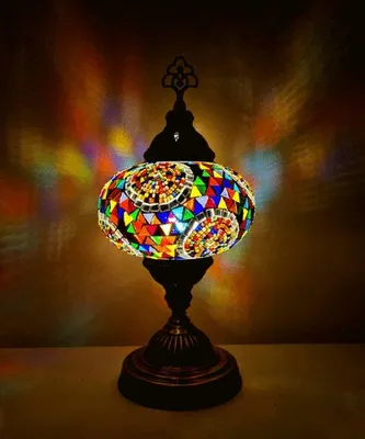 Immagine prodotto di Lampada da tavolo turca fatta a mano multicolore – Lampada orientale a mosaico per un'illuminazione suggestiva