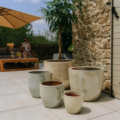 Produktbild von Provencelia Keramik Pflanzkübel Lancelot Silber, Ø29 x H26 cm, frostbeständig, handgefertigt, glasiert, Outdoor, Terrasse, winterfest