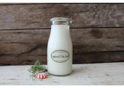 Zdjęcie produktu dla Świeca zapachowa MILKHOUSE CANDLE Peppermint Pine Needle, seria MILKBOTTLE (227 g)