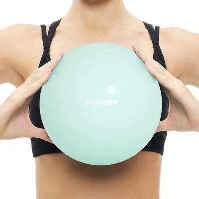 Produktbild von Famanu Pilatesball 25 cm - Antirutsch-Oberfläche, leicht und tragbar
