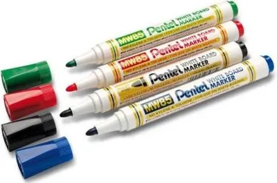 Zdjęcie produktu dla Pentel Zestaw markerów suchościeralnych MW85 4 szt.