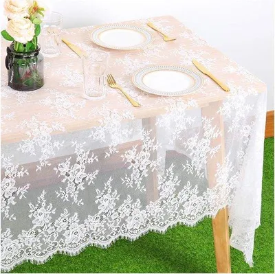 Produktbild von Famanu Tischdecke rechteckig 152,4 x 304,8 cm - Boho Spitze mit Blumenmuster
