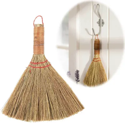 Produktbild von LS-LebenStil Vintage Handfeger Kehrbesen 20cm Naturstroh zum Aufhängen Reisbesen Strohfeger kleiner Hexenbesen mit Stiel Feger Handkehrbesen Handbesen