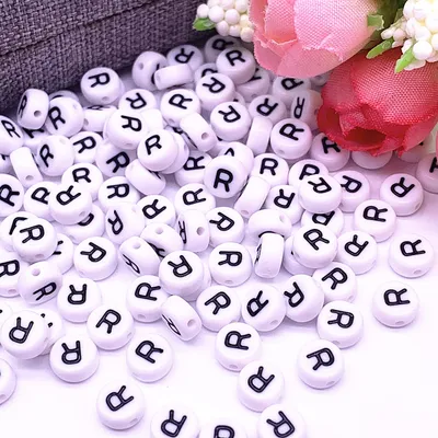 Produktbild von Buchstaben Perlen, 30 Stück, 4x7 mm, weiß mit schwarz, rund, Buchstabe R