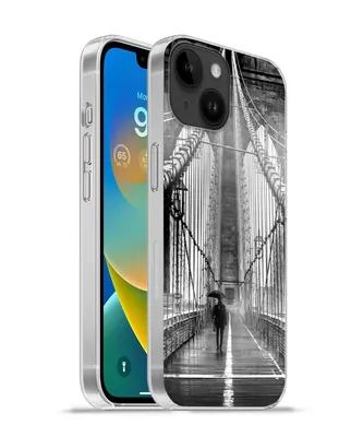 Produktbild von MuchoWow® Handyhülle Schutzhülle Hülle für Apple iPhone 14 - Softcase Brooklyn Bridge während des Regens in Schwarz und Weiß Silikon Softcase Handy Hülle - Mobiltelefonhülle