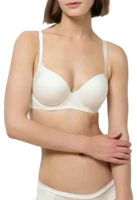 Immagine prodotto di Reggiseno Triumph Body Make-Up Soft Touch WP Coppe leggermente imbottite con ferretti modellanti, coppe rivestite in jersey superfine leggermente ruvido, finitura senza cuciture