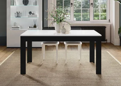 Produktbild von Esstisch Venere in Schwarz/Weiß