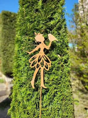 Produktbild von Edelrost Gartenstecker Fee Aurelia, mit Vogel