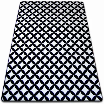 Obrázek produktu pro Koberec SKETCH - F757 krém/ černá - diamant bílý 160x220 cm