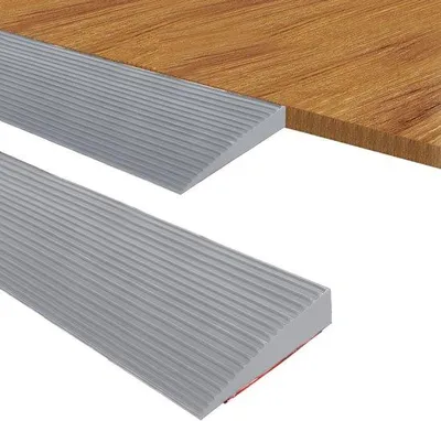 Productafbeelding van Drempelramp voor Rolstoelen en Scooters, Rubber, 90 x 8 cm