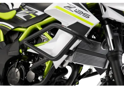 Immagine prodotto di Paraserbatoio motore cilindrico nero, compatibile con Kawasaki Z 125 (2020) e Z 125 ABS (19-24), codice prodotto: Sbl.08.920.10001/b, colore nero, taglia unica