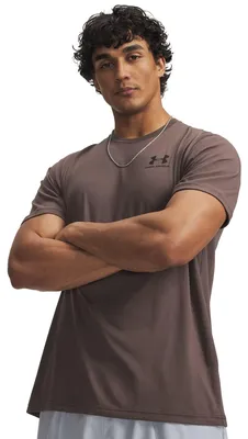 Produktbild von Under Armour Sportstyle Left Chest Logo Kurzarm-t-shirt Braun M / Regular Mann Braun M