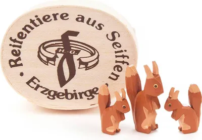 Productafbeelding van Eekhoornfamilie in een spuitdoos (3 cm) van Dregeno Seiffen