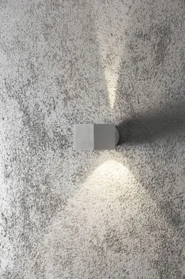 Produktbild von Konstsmide Modena eckig grau lackiertes Aluminium, klares Glas 7341-300