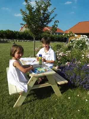 Produktbild von Promadino Kinder Picknicktisch Gartenmöbel 90 x 90 x 49 Kiefer Natur Outdoor Spaß
