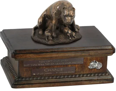 Zdjęcie produktu dla Amerykański Staffordshire terrier, Amstaff, Amstaf IV - urna na psie prochy, personalizowana urna ze statuetką, drewniana urna z psem marki Art-Dog