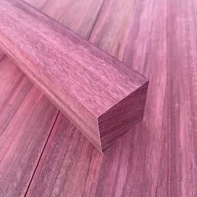 Produktbild von Purple Heart Amaranth Kantel 40 x 40 x 300 mm