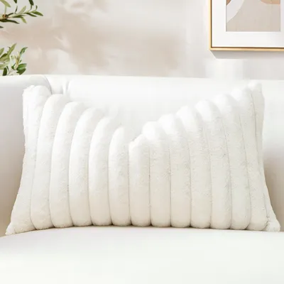 Produktbild von 1 Plüsch-Samtkissenbezug, weicher Dekokissenbezug aus Kunstfell für Sofa, flauschiger Kissenbezug für Schlaf- und Wohnzimmer (30x50cm, weiß)