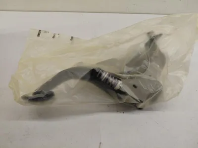 Obrázok produktu pre Originálne pedál spojky RENAULT, číslo dielu 465036597R