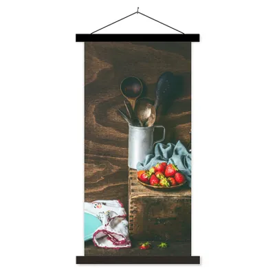 Produktbild von MuchoWow® Textilposter Rustikal - Obst - Küchenutensilien - Erdbeere 40x80 cm mit schwarzem Rahmen - Wandemalerei