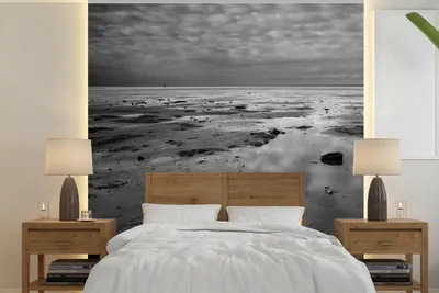 Produktbild von MuchoWow® Fototapete für Wohnzimmer oder Schlafzimmer Wandtapete Vinyl Motivtapete Wattenmeer - Schwarz - Weiß - Seen - 300x300 cm - Wanddekoration