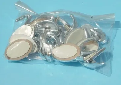 Produktbild von CZ háček 1025 SLZA pokovený,samolep.