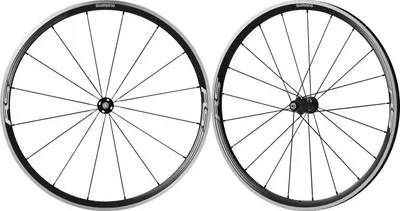 Produktbild von Shimano Laufradsatz WH-RS330 28 Zoll VR QR 133 / 100mm HR QR 163 / 130mm